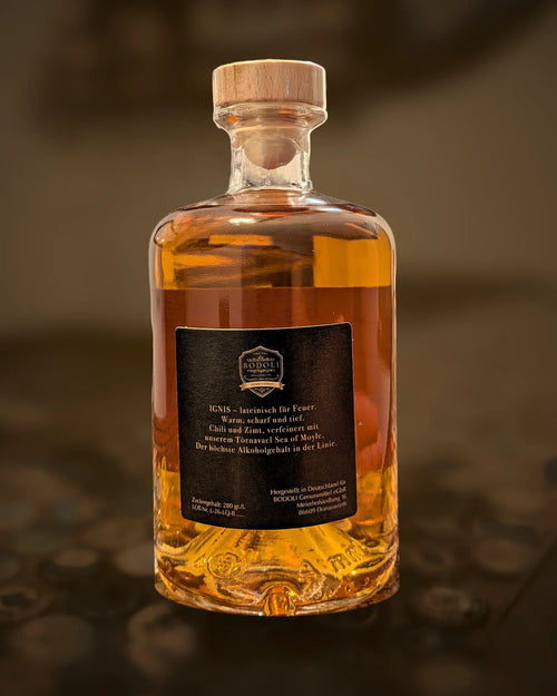BODOLI IGNIS Chili-Zimt Liqueur – Rückseite mit Etikett